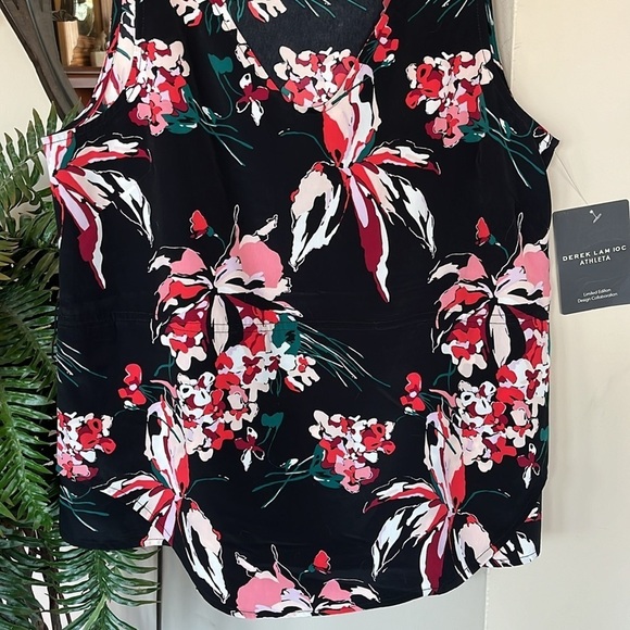 Brand New Derek Lam 10C x Athleta Black Floral Sleeveless Tank Top Lily Blouse - Picture 4 of 12
